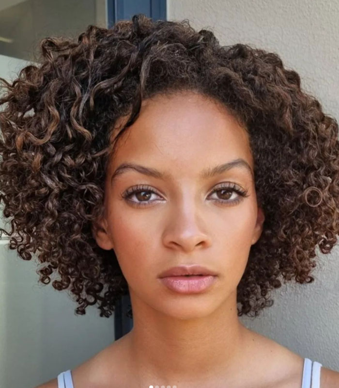 20 Best Short Curly Hairstyles 2022 - Cute Short Haircuts for