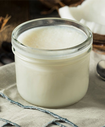 Use Coconut Oil on Your Skin? Know the Pros and Cons